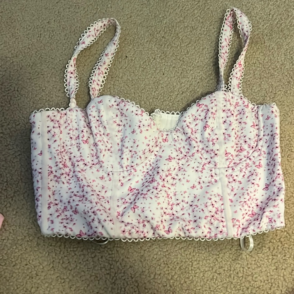 White Fox crop top